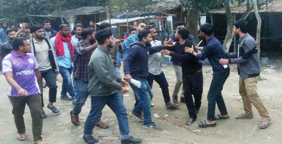 গোপালগঞ্জে সমন্বয়কদের ওপর নিষিদ্ধ ছাত্রলীগের হামলা